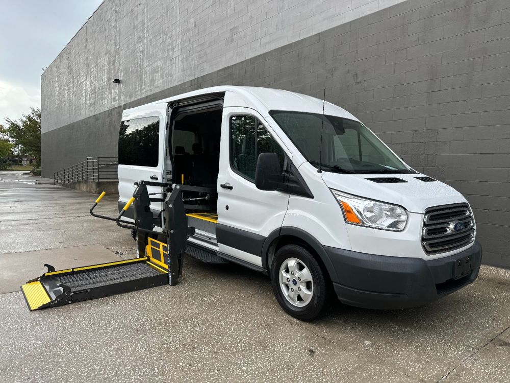ford transit wagon 2017 1FBAX2CM5HKA61875 image ford transit wagon 2017 1FBAX2CM5HKA61875 image